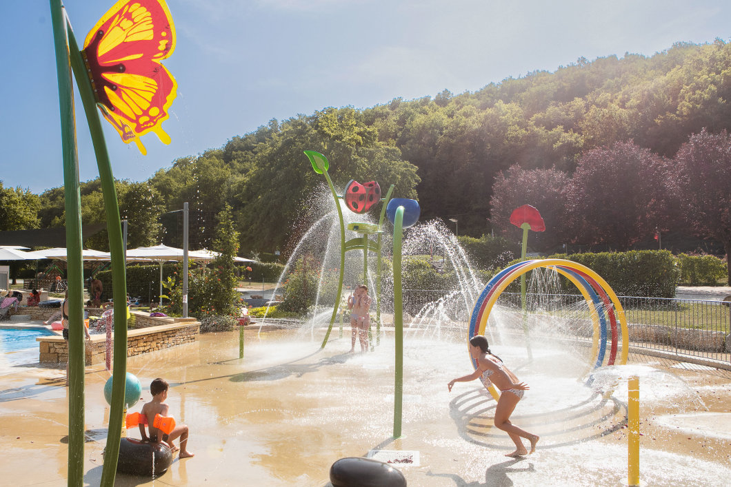 Le Paradis | Camping 5 étoiles Dordogne | Parc aquatique