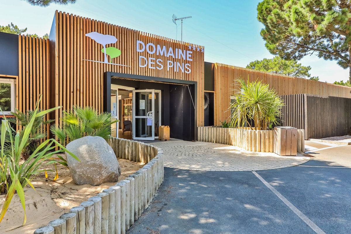 Le Domaine des Pins | Campingplatz 4 Sterne Vende | Aquapark