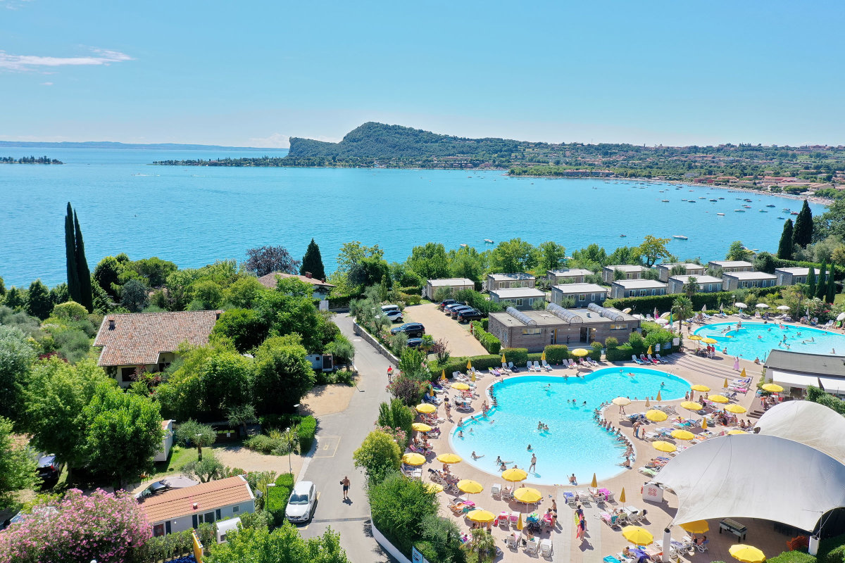 Campingplatz Limone sul Garda | 4 und 5 sterne mit Aquapark |  Campings.Luxury