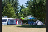 CASTELS PREMIUM PITCH - with  electricity: 16A + Water + Drainage - 2 pers - - La Garangeoire