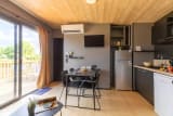 Cottage Aigle sur Pilotis 2 chambres Premium - Village Flottant de Pressac