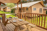 Tente Lodge - 2 chambres + 1 chambre " cabane " - Les Ormes, Domaine & Resort