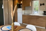 Mobi-home Créole 32 m² - 3 pièces - 2 chambres - Jacuzzi privatif - Climatisation - International & Spa