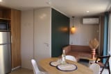 Mobil-home Moorea 52 m² - 3 pièces - 2 chambres - Jacuzzi privatif - Climatisation - International & Spa