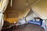 Tent Lodge Kenya op palen 2 slaapkamers - Le Soleil du Verdon