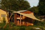 CONFORT pitch 100m² with electricity & private sanitary facilities (price including 2 pers.) - CosyCamp