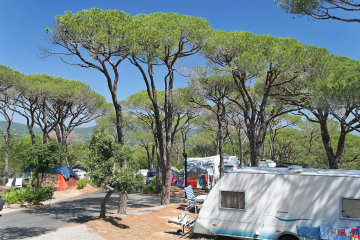 Emplacement ** - Les Tournels