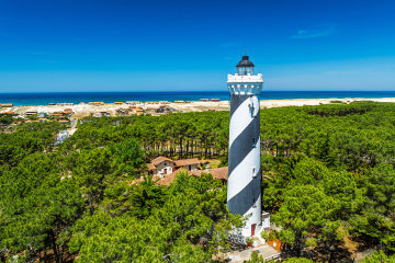 Saint-Julien-en-Born