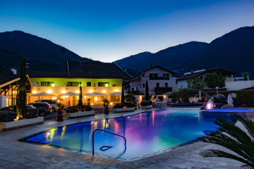 camping schlosshof south tyrol