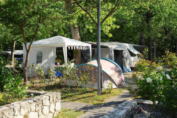 Standplaats - 100m² - Caravan/Tent - Parco delle Piscine