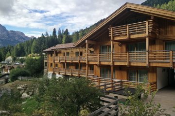 ALPINE PRIVATE SPA & SUITE - Vidor Family & Wellness Resort