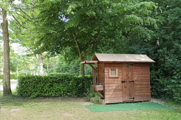 PITCH WITH INDIVIDUAL SANITARY UNIT- Elekt. 16A - - La Garangeoire