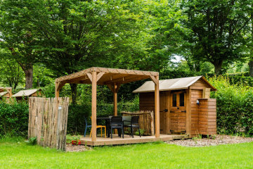 CASTELS PREMIUM SUITE PITCH with sanitary facilities and kitchen +Electricity 16A + Water + Drainage - La Garangeoire