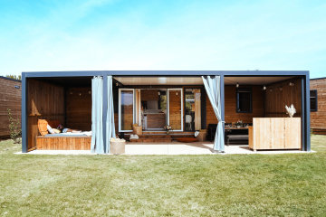 LIBERTE SUITE, 3 bedrooms  + 2 bathrooms (2 adults + 4 children) - Le Dauphin