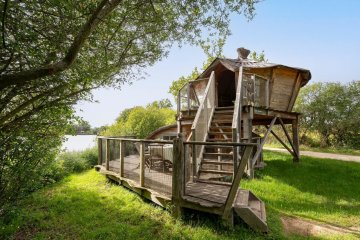 Cabane pilotis Amarante 2 chambres - Village Flottant de Pressac
