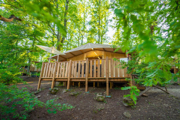 Lodge Tent Deluxe - Weekend Glamping Resort