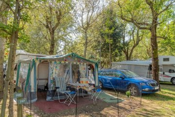 Dog Friendly Stellplatz ** - Europa