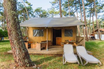 Tent Lodge Mezz. 5p 2 Bdrms **** - Eurosol