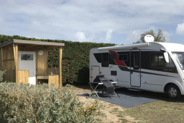 Emplacement Privilège 2/7 pers. - Eden Villages Le Caravan'île