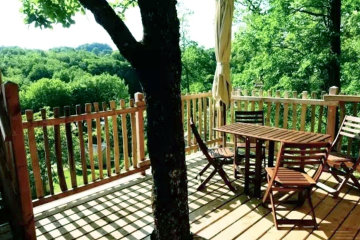 Cabane Perchée Beaumont 3 Pièces 4 Personnes - Le Moulin de Surier