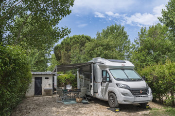 Parcela con baño *** - Riviera d’Azur