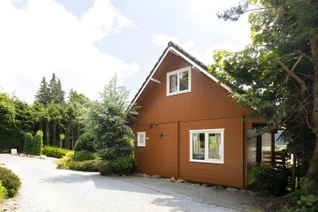 Cozy chalet with wood-burning fire for 5 people - Arden Parks Petite Suisse
