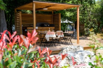 Emplacement SIGNATURE avec terrasse équipée - Club La Côte Sauvage