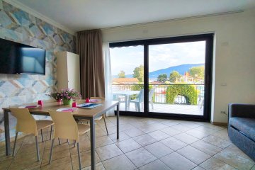 Bilo Pool - Isolino Village