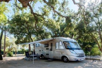 Emplacement Confort Plus côté Vignes - Les Mûres
