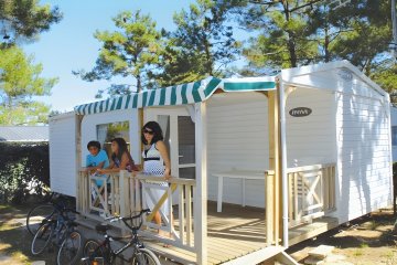 Mobil-home Evasion 7 personnes 2 chambres 28m² - Les Pirons