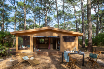 Lodge Confort - 2 chambres - Cuisine équipée - Salle de bain - Le Tedey