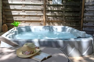 Cottage Romarin 3 Pièces 4 Personnes Climatisé Spa Privatif - Le Luberon