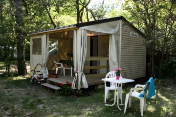 Cabaña Capucine, 3 habitaciones, capacidad para 5 personas, sin baño. - Le Luberon