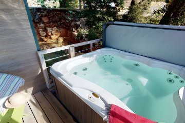 Chalet Portissol with private Spa - 35m² - 2 bedrooms - Le Mas de Pierredon