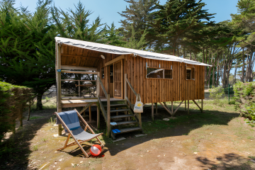 Cabane Lodge Bois sur pilotis Standard 34m² (2 chambres) dont terrasse couverte de 11m² + TV - Le Bois d'Amour