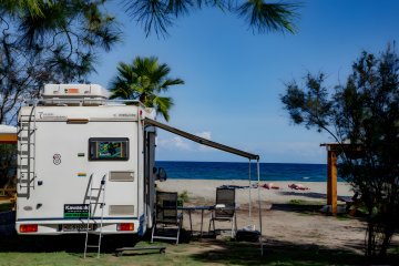 Emplacement Privilège 80m² Bord de Mer 1er ligne - Merendella