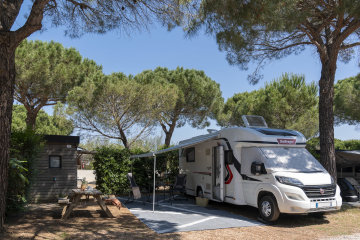 Stellplatz Premium - Domaine de La Dragonnière