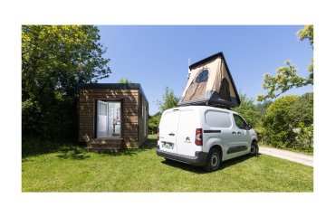 Emplacement Castel Suite - SANITARIO PRIVADO - Nevera - Microondas - Electricidad 10A- Agua- 180m² 2/6 pers. - Le Camp de Florence