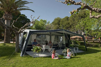 PREMIUM DELUXE - Playa Montroig