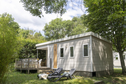 Mobil-Home Grand Confort GRIS 23m² *** 2 Schlafzimmer – 5 pers. ( 4 adultes maximum) - Les Jardins de Privas