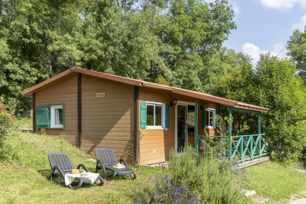 Chalet Confort ROUGE 35m² 2ch. – 5pers. ( 4 adultes maximum) - Les Jardins de Privas
