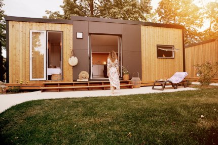 GARDEN SUITE 2, Luxe mobilhome, 2 habitaciones + 2 cuartos de bano (2 adultos + ni&#241;os) - Le Dauphin