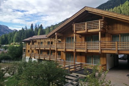 LUXURY LODGE, BILO - Vidor Family & Wellness Resort