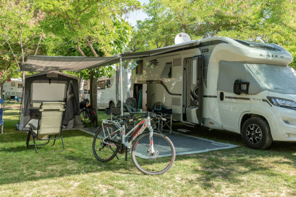 Piazzola Camper/Roulotte Privilege Green Park 2XL - Pineto Beach Village