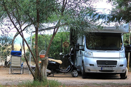 Stellplatz + Wohnmobil - Ultima Spiaggia