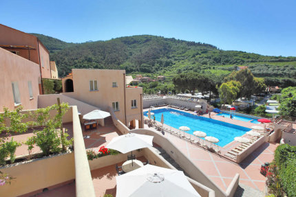 Apartment D Standard (4 Adults + 1 children) - Eurocamping Calvisio