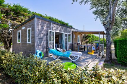 Stacaravan Premium 30m²(2 slaapkamers) + AIR CONDITIONING + terras + TV + Inclusief lakens - Le Bois d'Amour