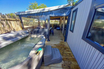 Gamme TRIO Premium avec Jacuzzi - Les Brillas