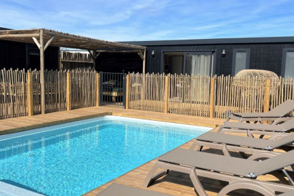Cottage Aqua Suite 4ch avec piscine privé , Lits fait, Wifi, clim, Barbecue, 2 vélos et Ménage - Des 2 Plages
