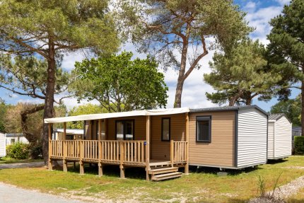 Mobilheim Premium 40m² (3 Schlafzimmer) - 2 Badezimmer + Terrasse + TV + Geschirrspüler - Le Vieux Moulin